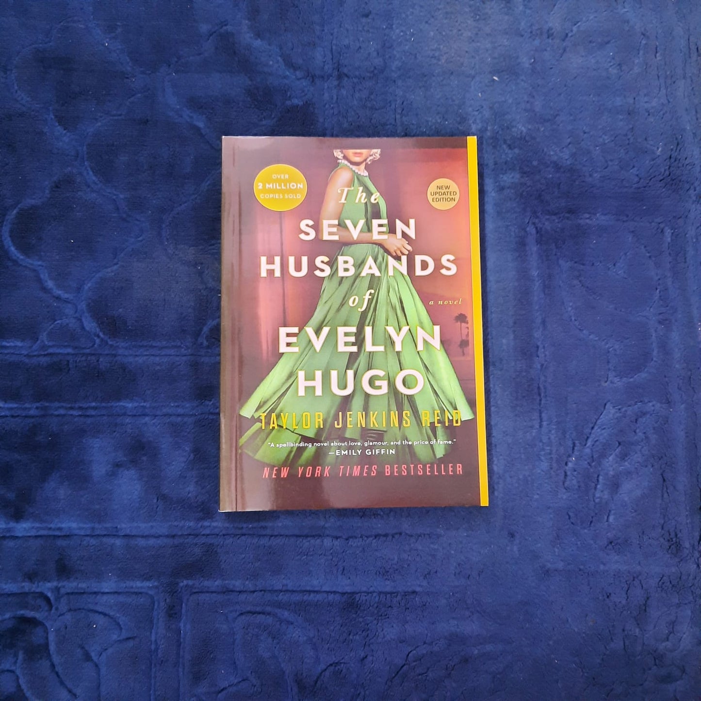 SEVEN HUSBANDS OF EVELYN HUGO