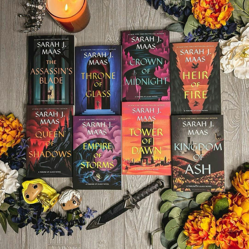 Throne Of Glass Series Collection 8-Book Set by Sarah J. Maas Paperback